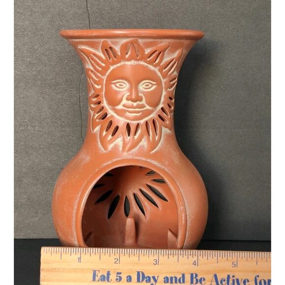 Vintage Retired Partylite Terra Cotta Tea Light Holder Sun Face/Burst PatioDecor - Picture 10 of 11